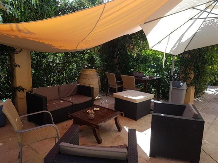 Les Palmiers Toulon Apartment Exterior photo